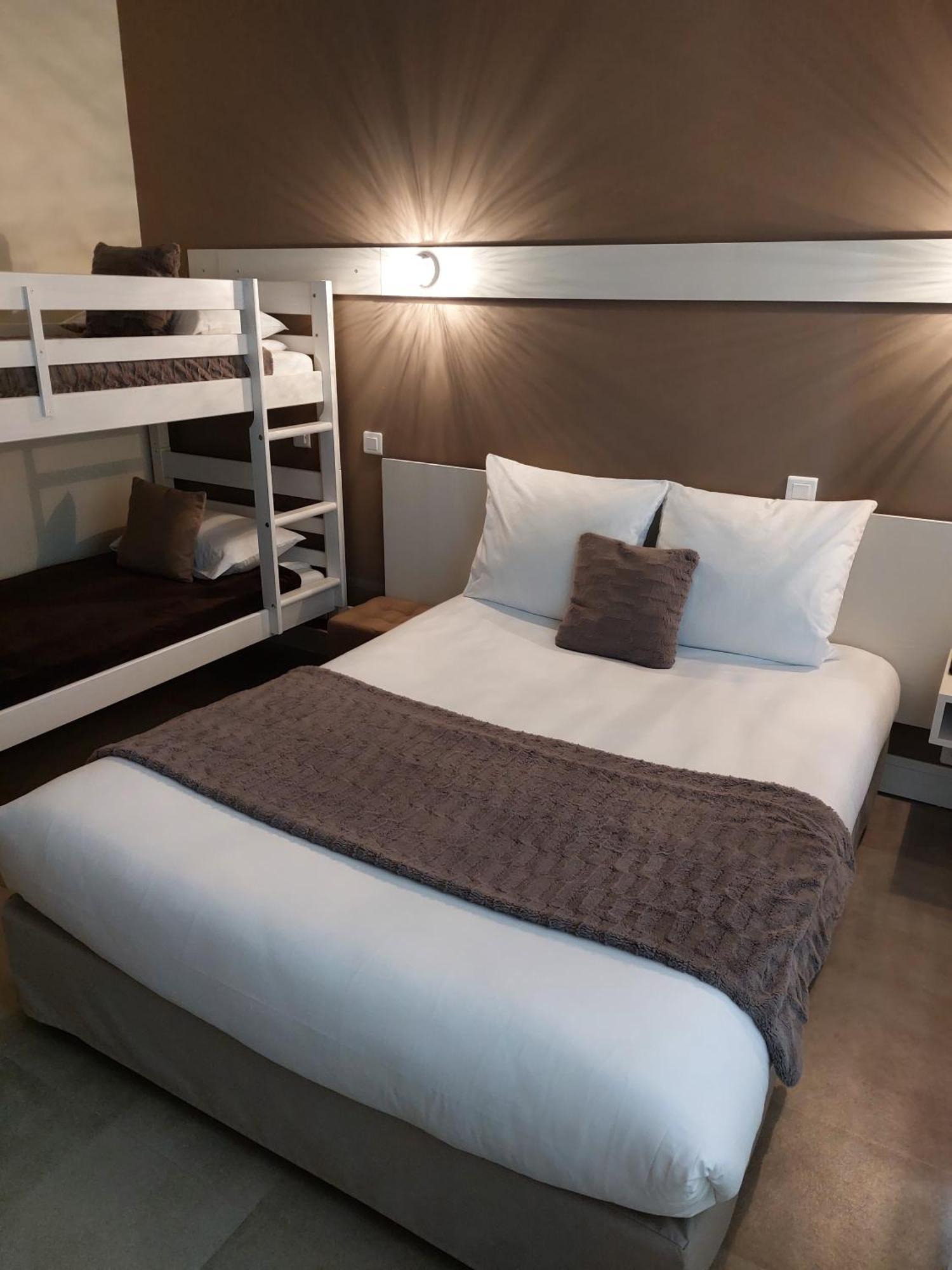 Cit'Hotel L'Europe - Cholet Gare ภายนอก รูปภาพ