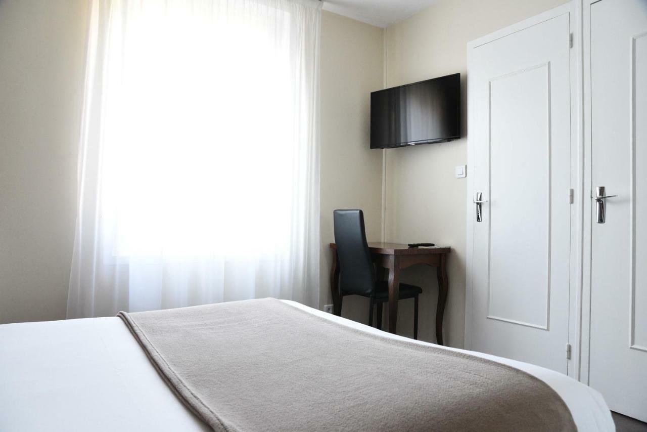 Cit'Hotel L'Europe - Cholet Gare ภายนอก รูปภาพ